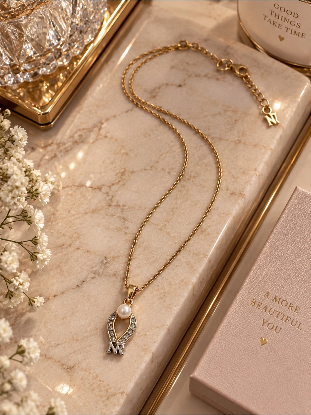 Authentic Nina Ricci NR Pearl Crystal Pendant Necklace Gold Tone